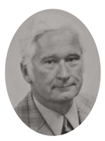 Photographie de l’honorable Cyril Lloyd Francis, président du Groupe canadien de l’UIP, de 1977 à 1979